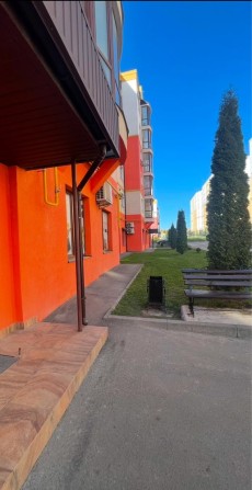 Продається 3-кімнатна квартира на Щасливому - фото 1