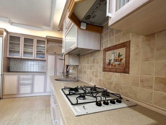 Продам 3 кімнатну квартиру з ремонтом в районі Пивзаводу ! Ровно