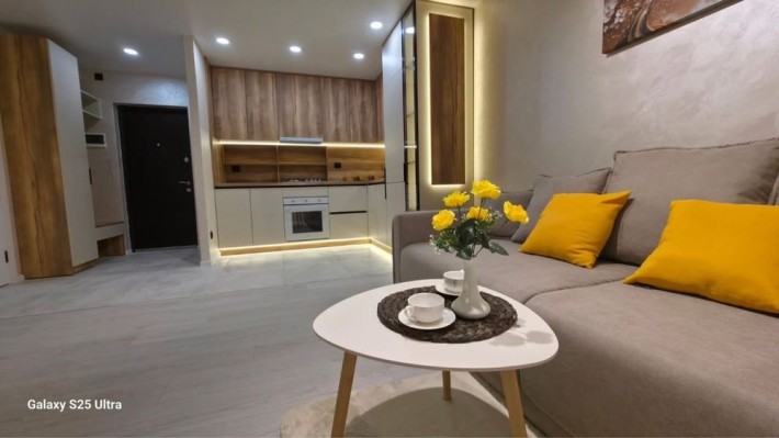 Продається 2 кімнатна квартира по вул. Київська - фото 1