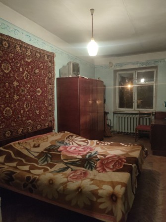 Терміново продам 2 кімнатну біля озера - фото 1