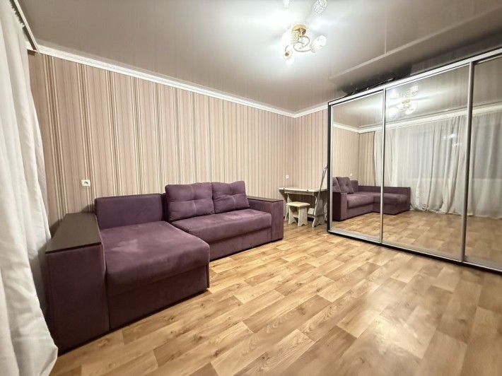 Продаж 1-кімнатна  • Вул. Заливна - фото 1