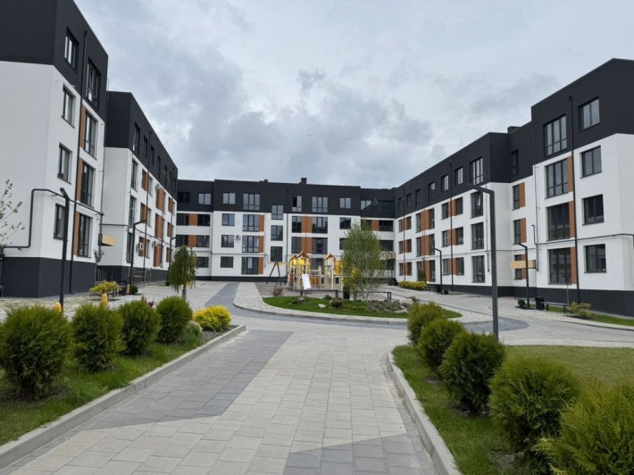 Продаж квартири на щасливому - фото 1