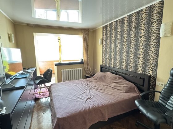 3х комнатная квартира 2/9 Таврический Херсон