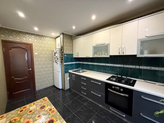 Продаж чудової 3К квартири на вул.Кобзарській! Рівне