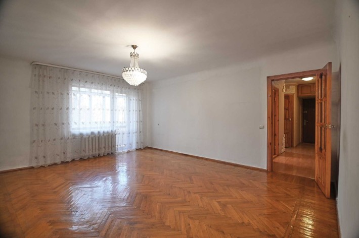 Продаж 3-кімн.квартири р-н Чайки - фото 1