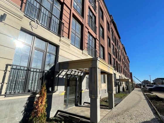 Продаж 2 к.кв. на 62 м2 в готовому будинку 2 поверх Черновцы