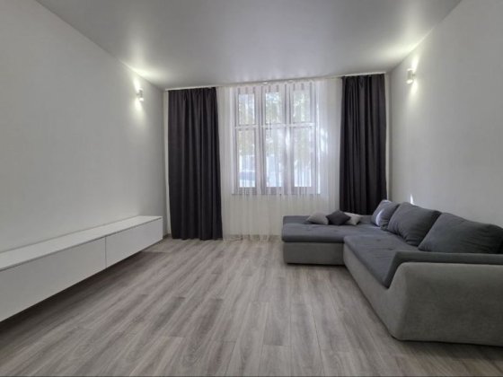 Продаж! Квартира в центрі з РЕМОНТОМ Черновцы