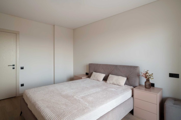 Двокімнатна квартира з ремонтом в зданому будинку - фото 1