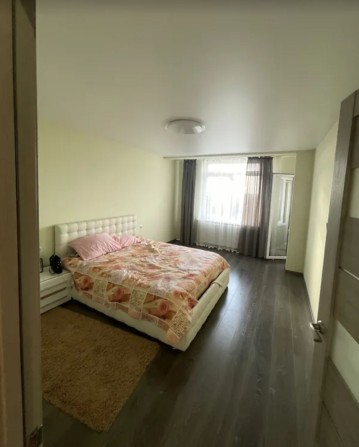 Продаж 2к квартири 68 кв. м на вул. Академіка Андрія Сахарова - фото 1