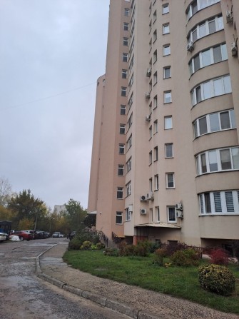 3 кімнатна квартира в новобудові з ремонтом - фото 1