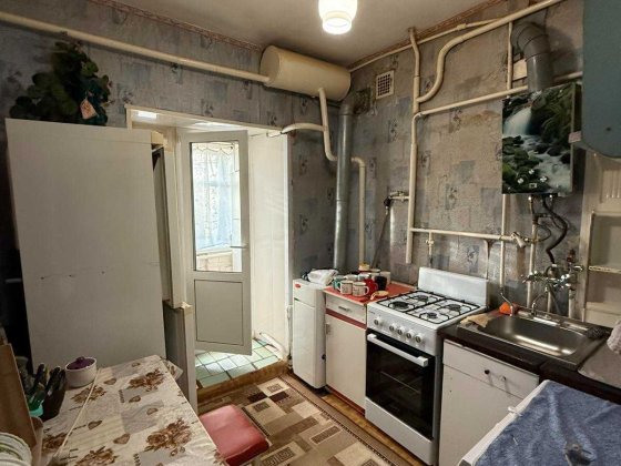3к квартира з котлом, 2/3 поверх, цегла, 60 м² Полтава