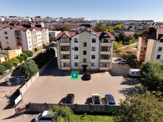 однокімнатна квартира з паркомісцем та закритою територією Щасливе Рівне