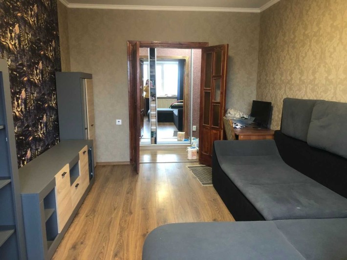 Продається 3-х кімнатна на Леваді - фото 1