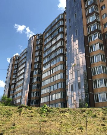 ЖК Зарічний. Продаж 1 кімнатної квартири від власника.. 60 кв.м. - фото 1