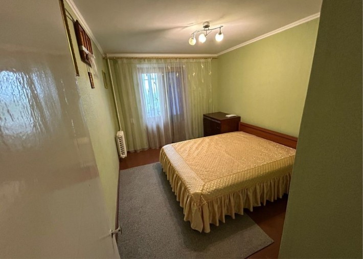 4-кімнатна квартира на північному в озелененому районі! - фото 1