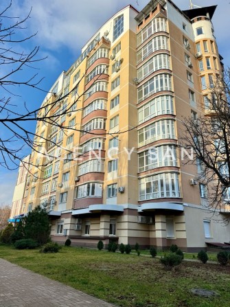 Продаж квартири в Центрі міста з Евро ремонтом - фото 1