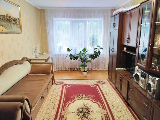 | Продаж 4-кімнатної квартири з автономним опаленням Рівне