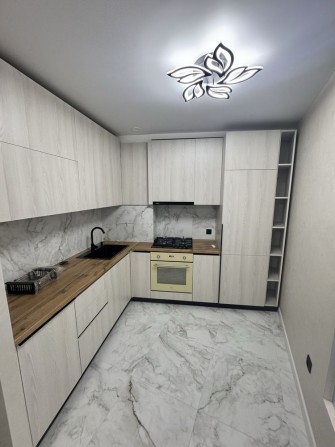 Продаж 2-к квартири по вул.Київська - фото 1