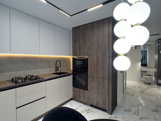 Продаж 1 високий поверх провлок Тарнавського Тернополь