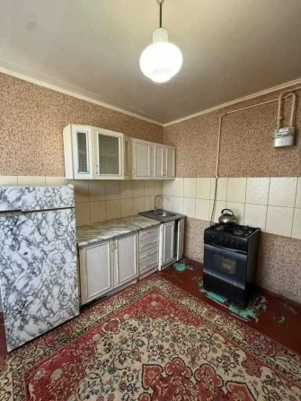 Однокімнатна кв. по КІЛЬЦЮ 35 кв/м на 4-му поверсі І КОД 44944 - фото 1