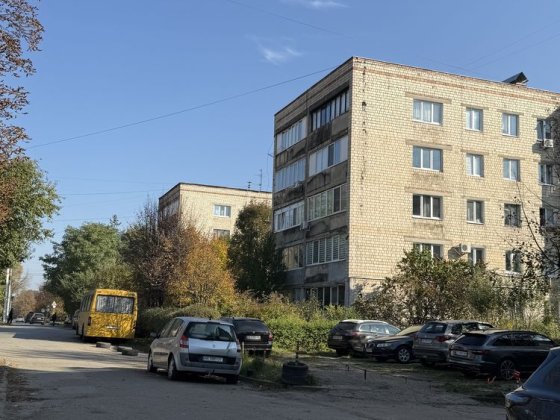 Київка на Політаєва,58 кв.м, 4/5 Черновцы