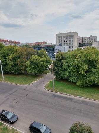 Продам 2к квартиру Центр - фото 1