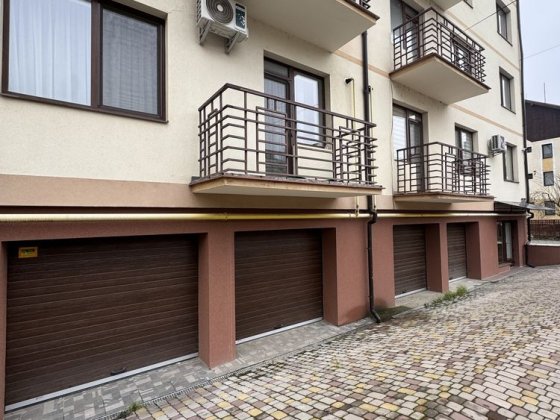 Продаж великого гаражу Ужгород