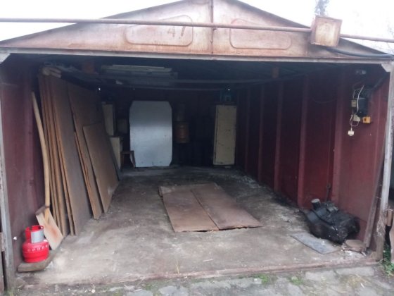 Продам гараж з автомобілем Черкассы