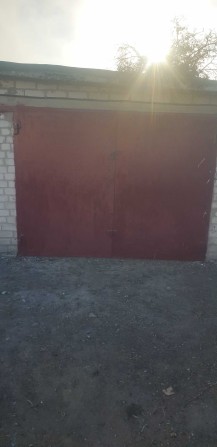 Продам гараж кооператив будівельник - фото 1