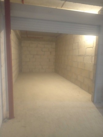 Продам гараж в районе Майдана - фото 1