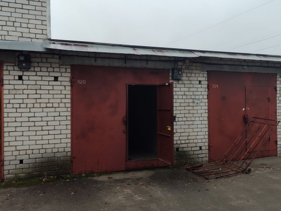 Продам гараж 6*4 высокий потолок. + Подвал по периметру.