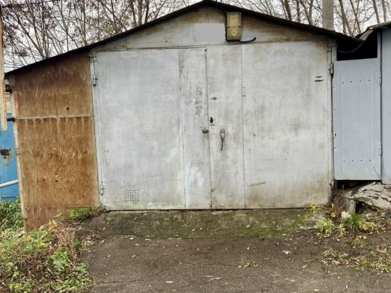 Гараж на Сирецькій Київ