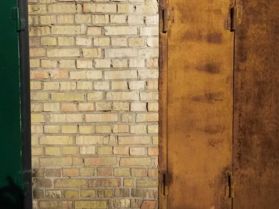 Гараж в ГБК Енергетик-2 37,4 кв.м з ямою і підвалом м.Видубичі