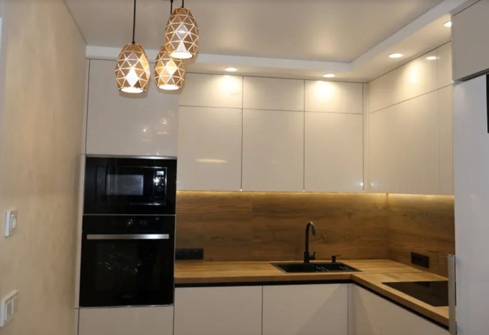 Продаж 2к квартири 51.1 кв. м на вул. Київська - фото 1