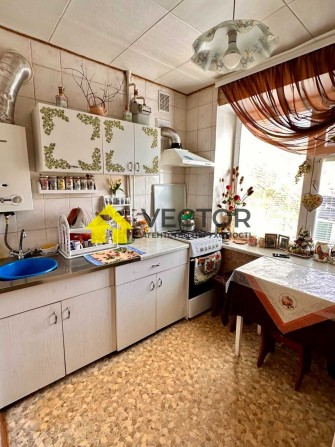 Центр міста поруч з Парком 3кім квартира! БЕЗ КОМІСІЇ 000% - фото 1