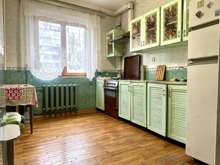 Продам 3 кімнатну квартиру - фото 1