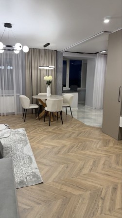 Продаж 3-кв в цегляному будинку - фото 1