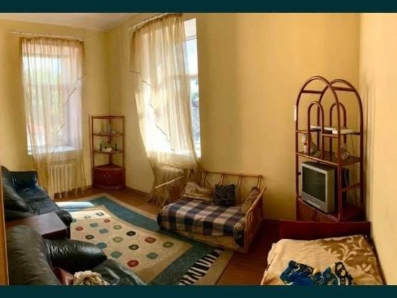 Продам 2-кімнатну квартиру У САМОМУ ЦЕНТРІ м. Суми Суми