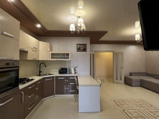 Центр! Двокімнатна квартира в Набережному кварталі!! Ровно