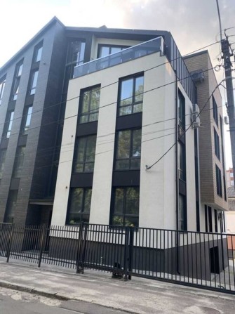 2 кім на Петрушевича в елітній новобудові - фото 1