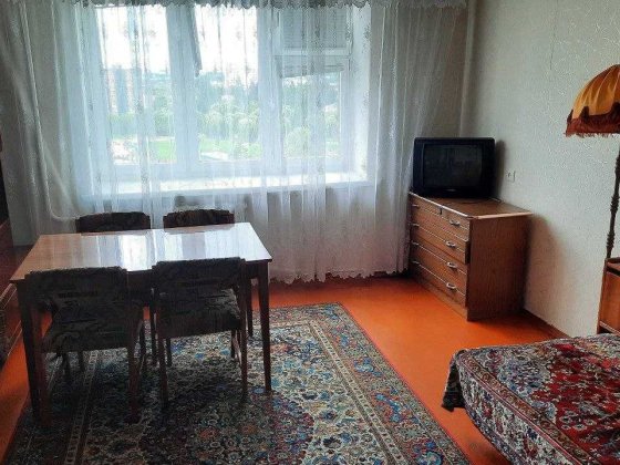 ПРОДАЖ 2-х к квартира в центрі, покращене планування Ровно