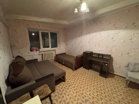 Продаж здорової 3-и кімнатної квартири у тихому місці Полтава