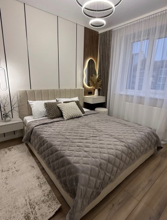 Продаж 1-кім квартири в новобудові, дизайнерський ремонт - фото 1