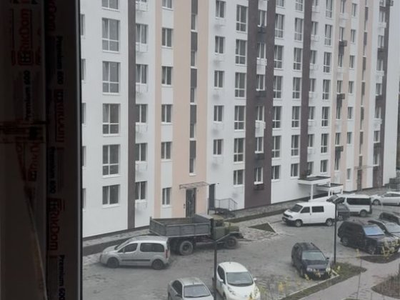 Продам 2-кімнатну квартиру в тихому районі! Ровно