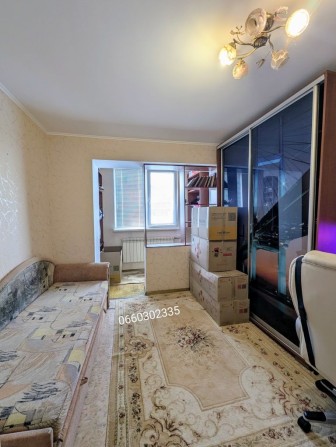 Однушка, укомплектована, цегляний будинок - фото 1