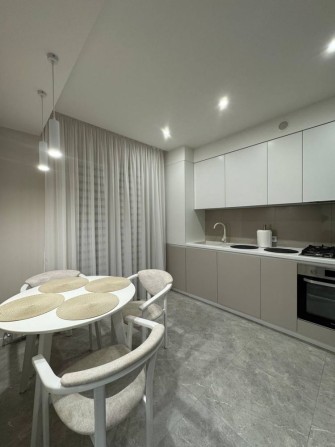 Продам шикарну 2к квартиру в р-ні Боздош. Газове опалення. Ліфт - фото 1