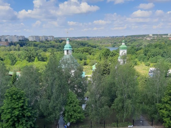 Продам гарну 1 кімнатну 35м2,Сади-2,можл.е-відновлення Полтава