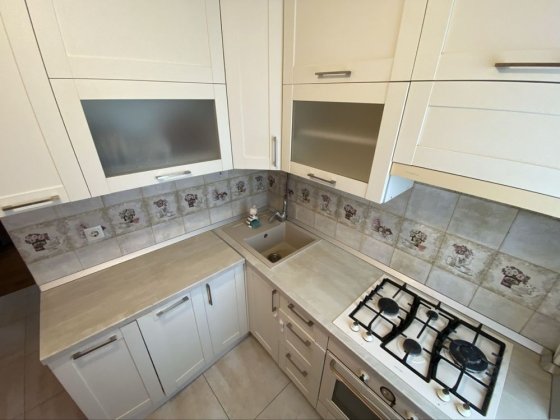 Продам 2х комнатную в центре ( Герасима Кондратьева) Сумы