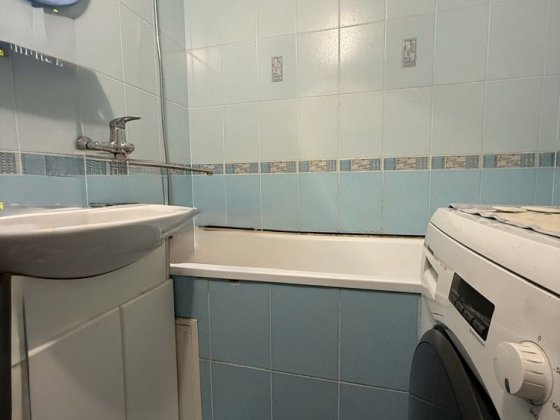 Продається 2-кімнатна квартира по вул Ентузіастів Черновцы