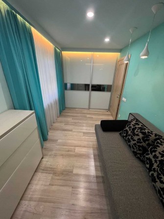 Продам 3-к квартиру - фото 1